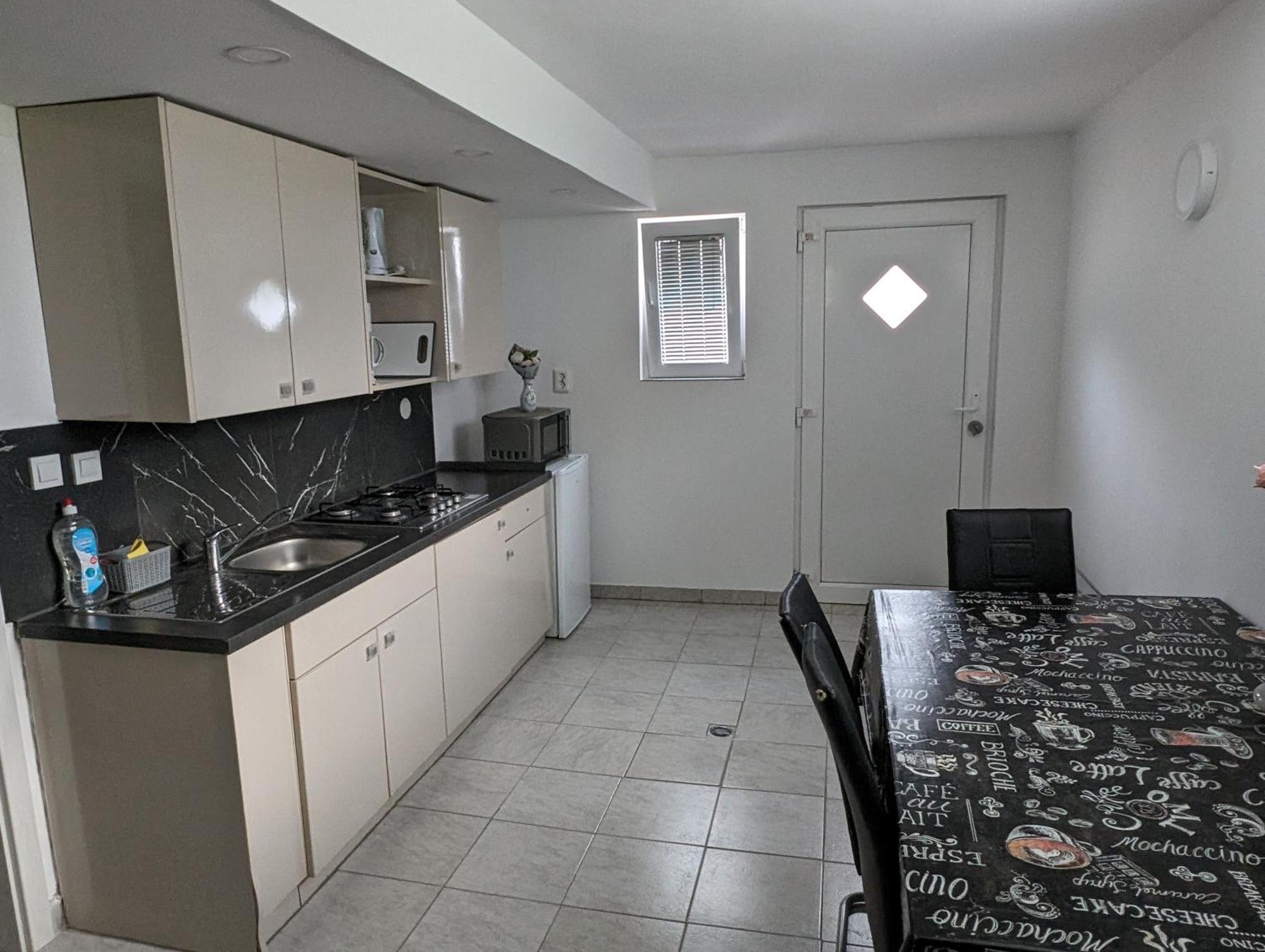 Apartment Mojca Near Bled Zabreznica Bagian luar foto