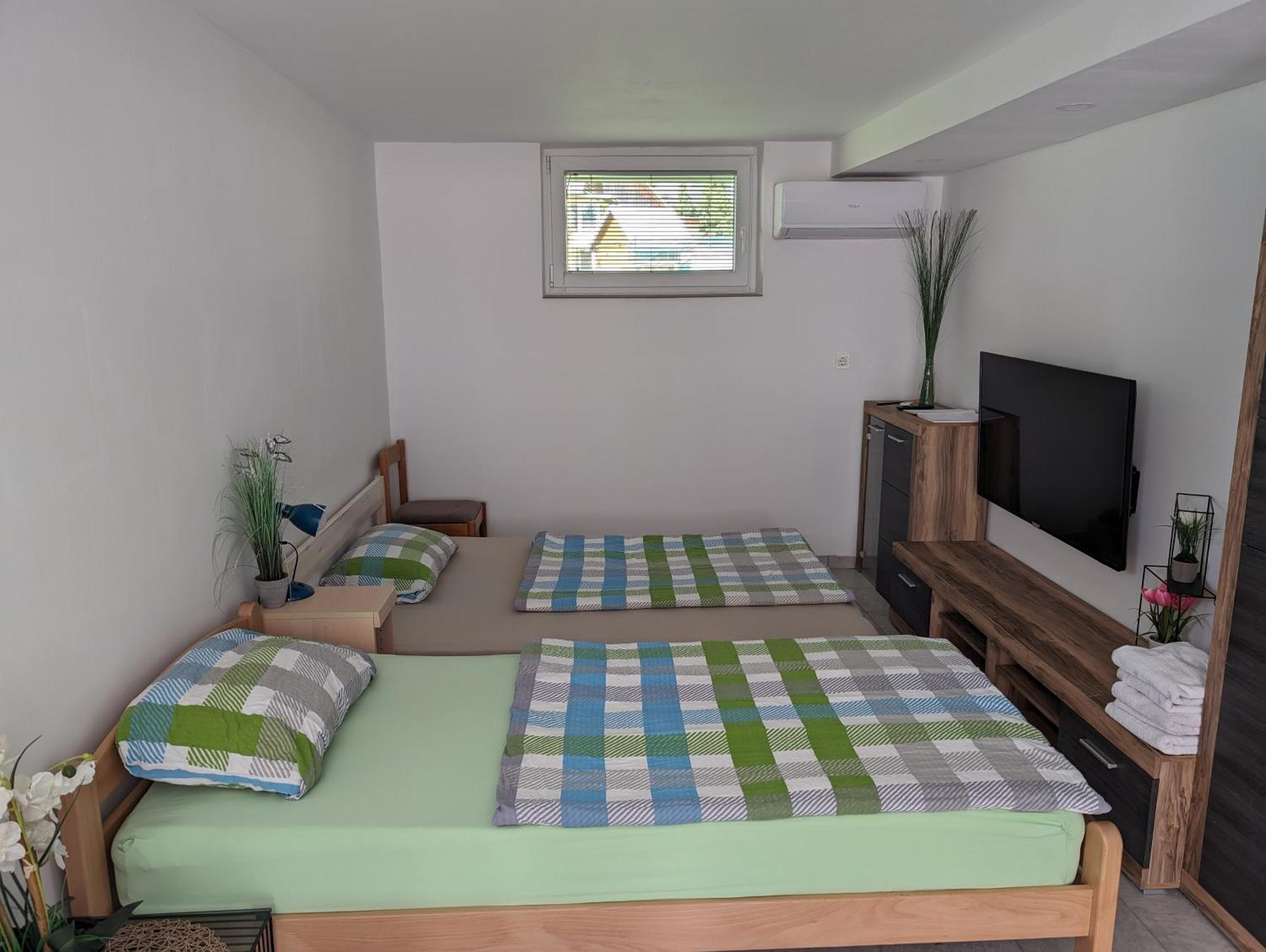 Apartment Mojca Near Bled Zabreznica Bagian luar foto