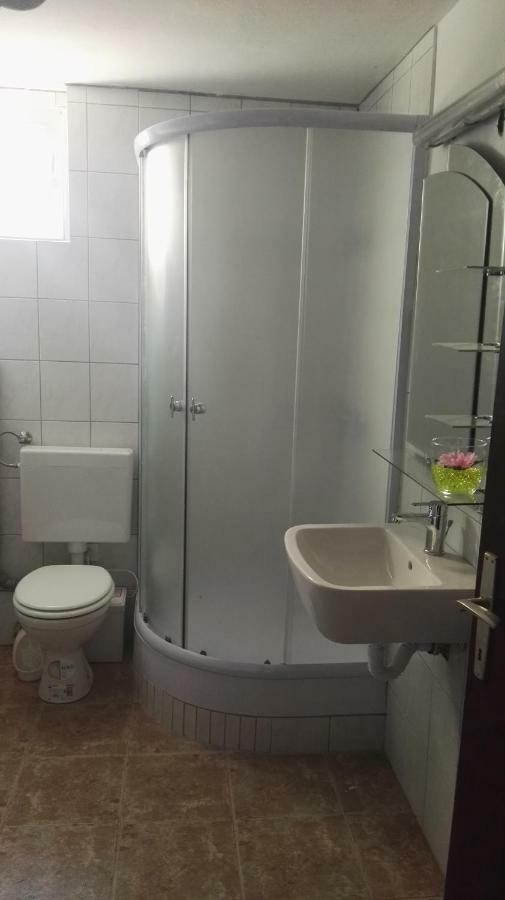 Apartment Mojca Near Bled Zabreznica Bagian luar foto